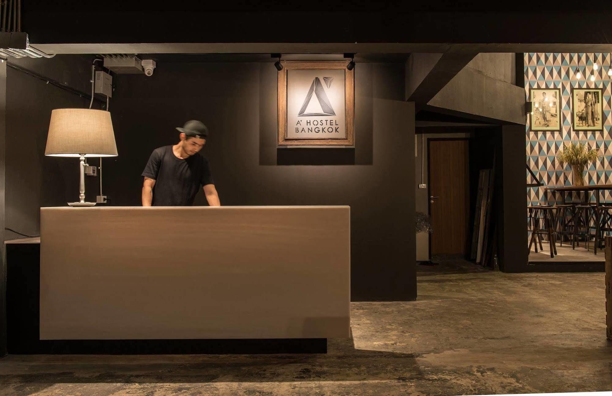 A' Hostel Bangkok Bagian luar foto