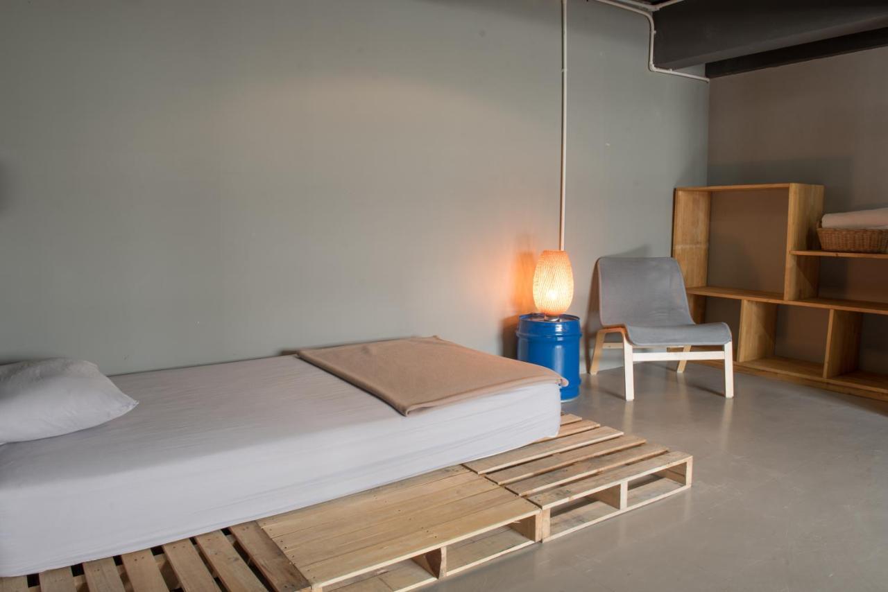 A' Hostel Bangkok Bagian luar foto